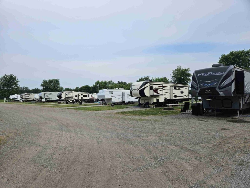 camping near lima ohio​